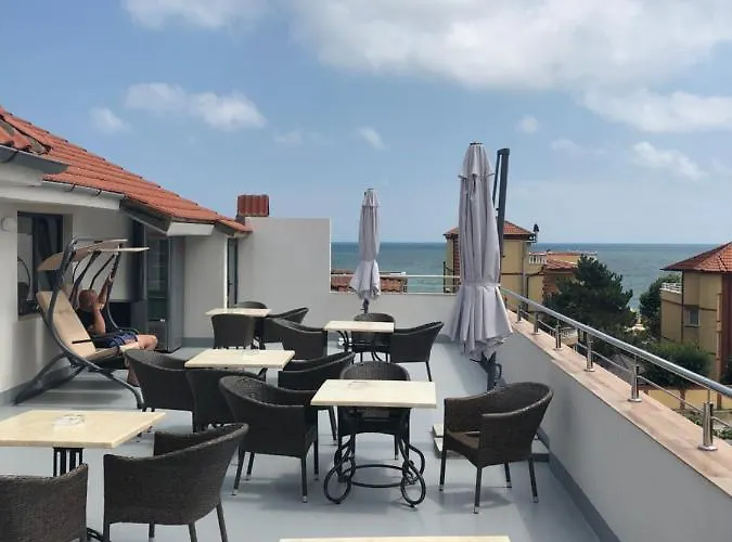 بيت ضيافة Panoramic 3*