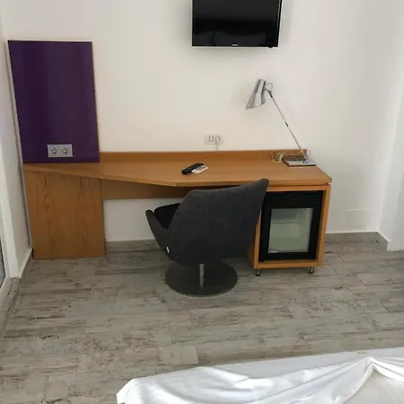Panoramic 3*