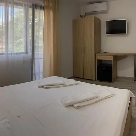Panoramic אפורי סוד