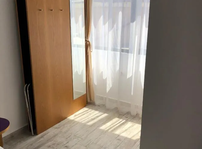 招待所 Panoramic 3*