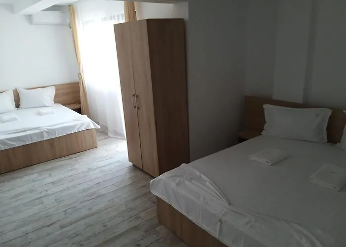 招待所 Panoramic 3*