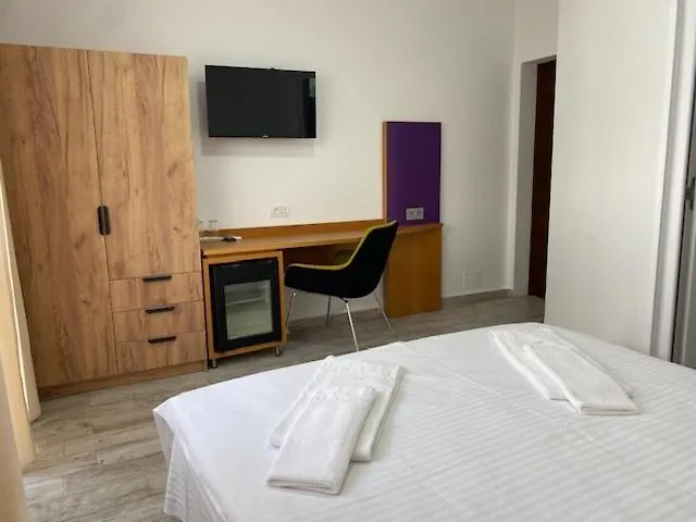 Panoramic 南埃福列